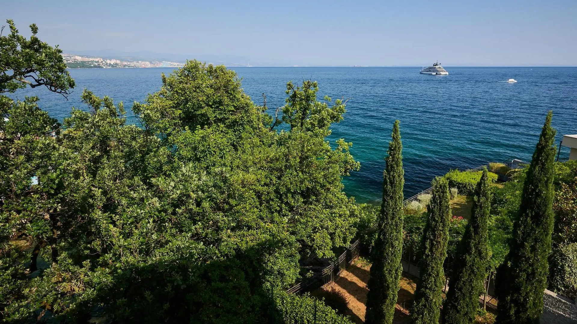 شقة Leona Authentic Beachfront Villa 2Br Apt أوباتيا