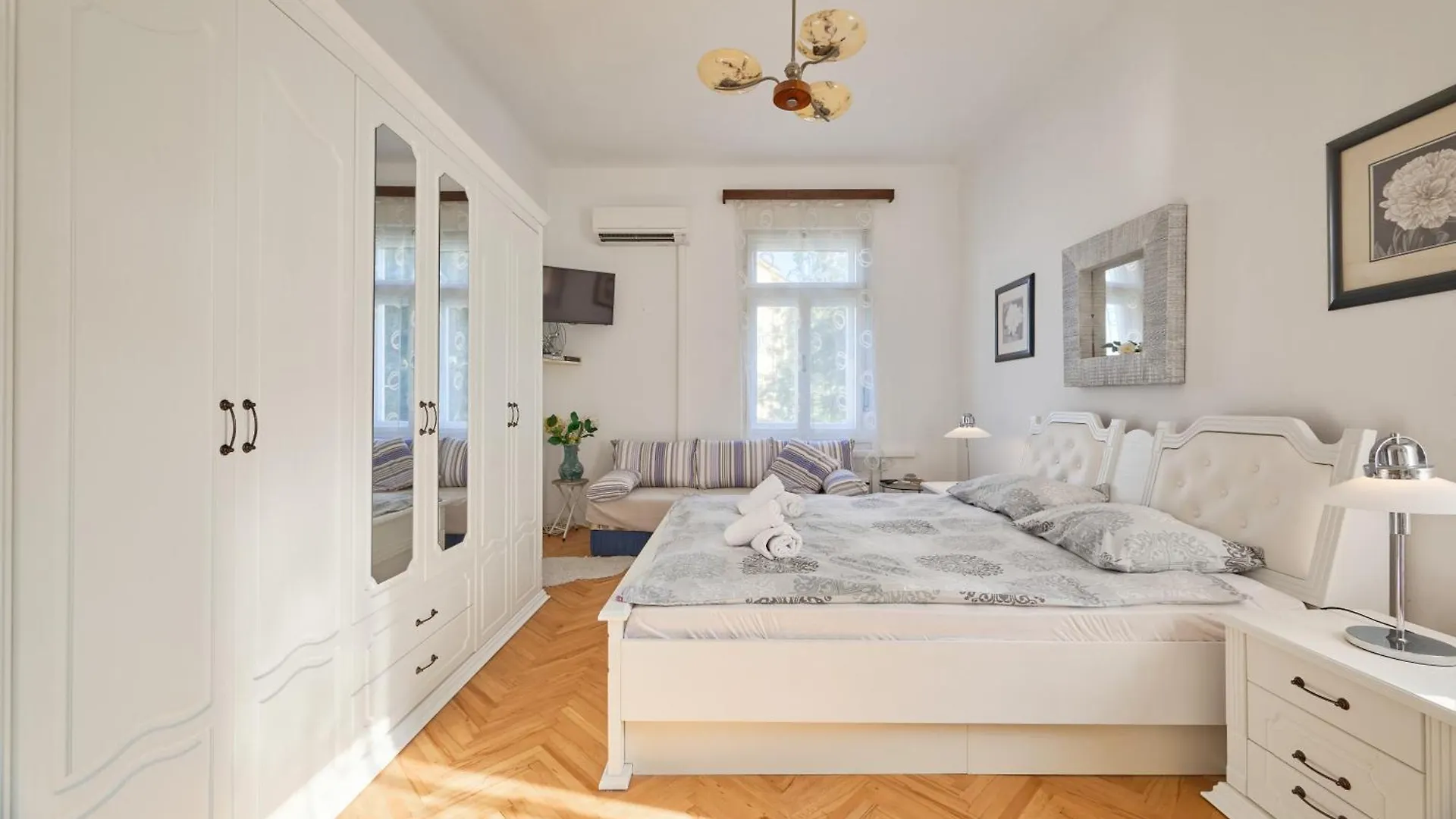 Leona Authentic Beachfront Villa 2Br Apt Opatija Chorvatsko